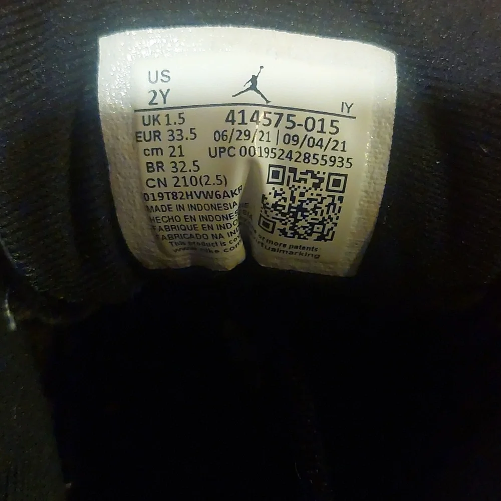 Girls Jordan shoes - Picture 5 of 6